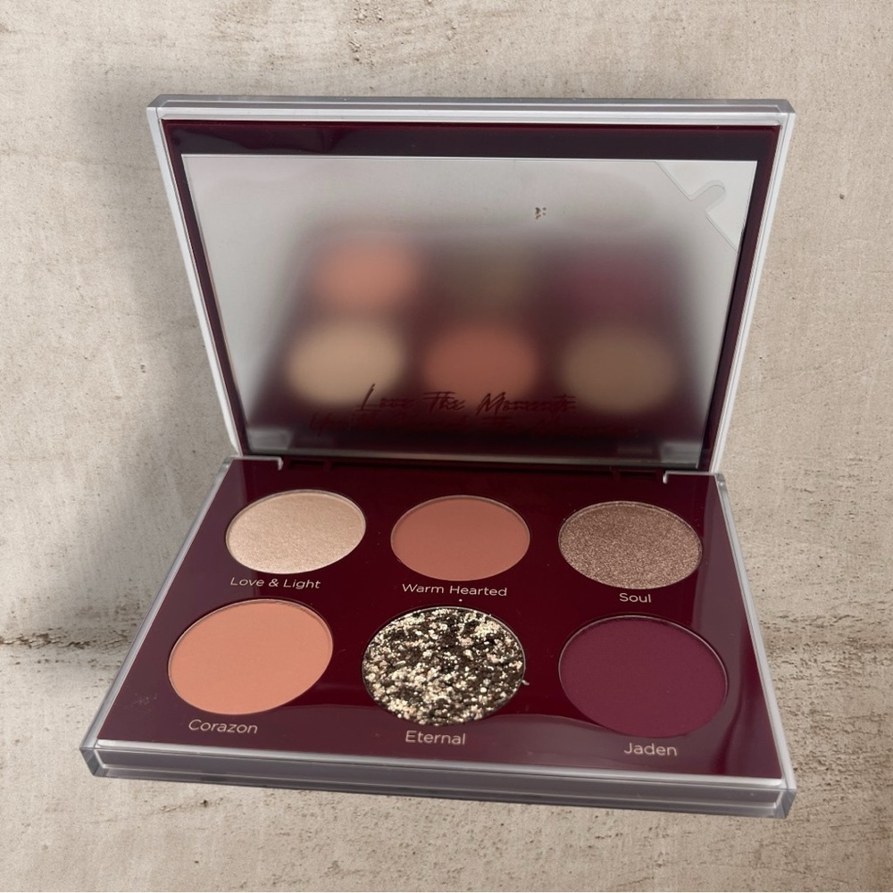 Dominique Unconditional Palette - NIB! Gold Burgundy - Picture 4 of 8